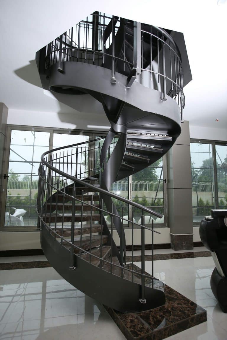 Curved Stairs - 9