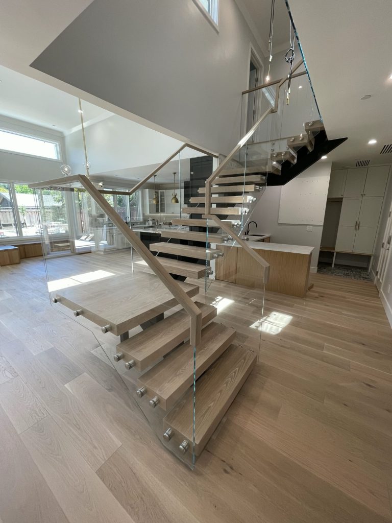 U-Shaped Stairs - 28