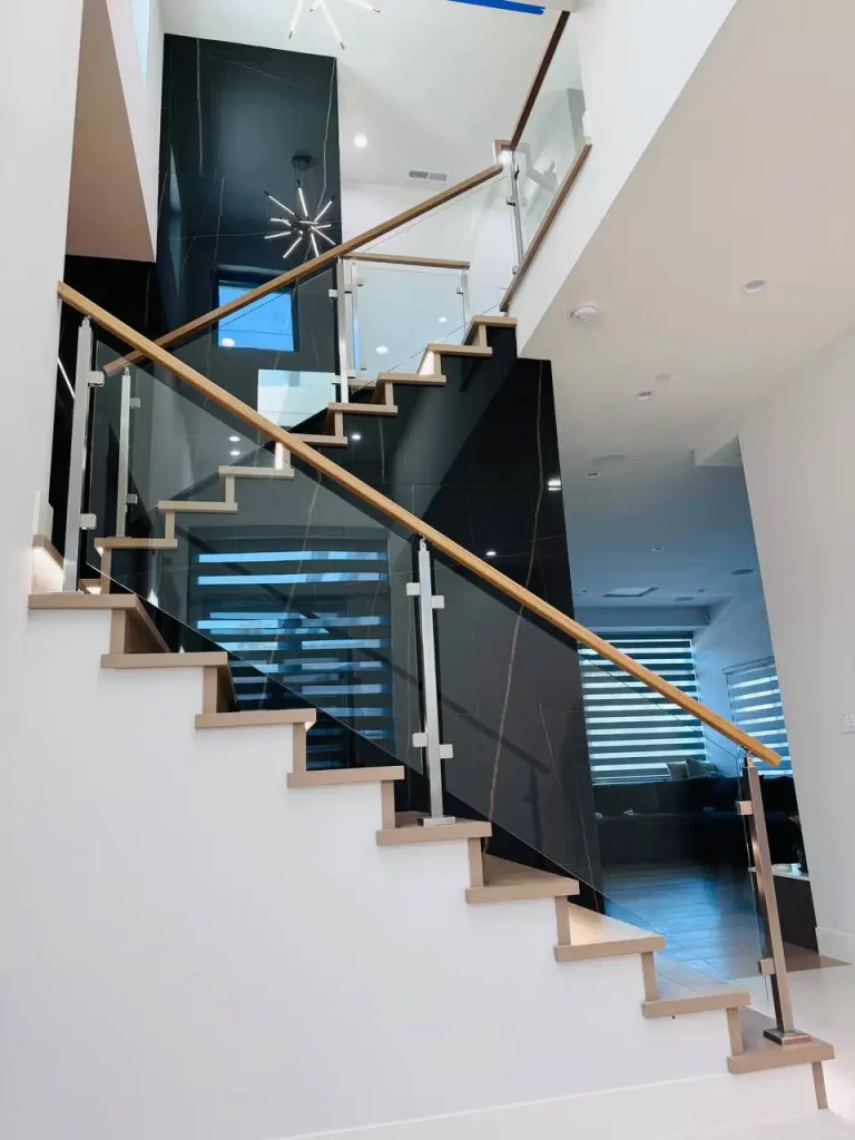 Glass Railing - 100