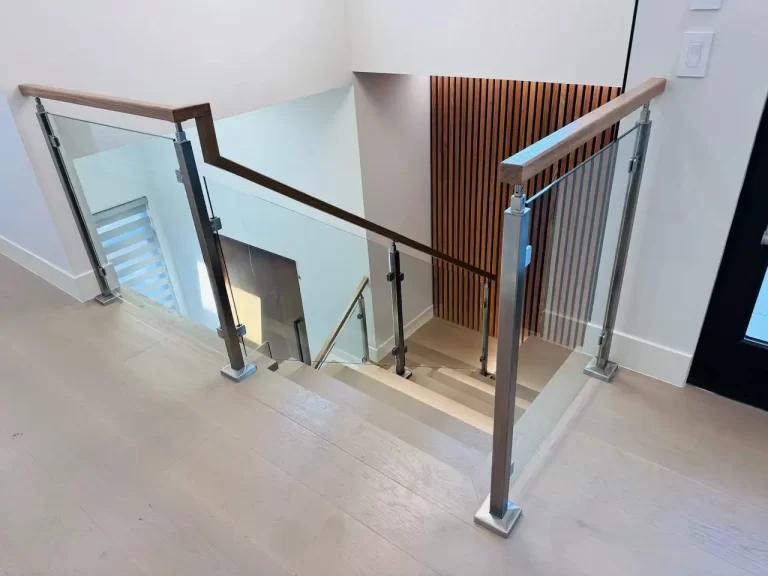 Glass Railing - 103