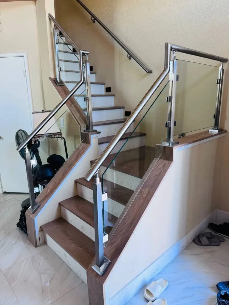 Glass Railing - 104