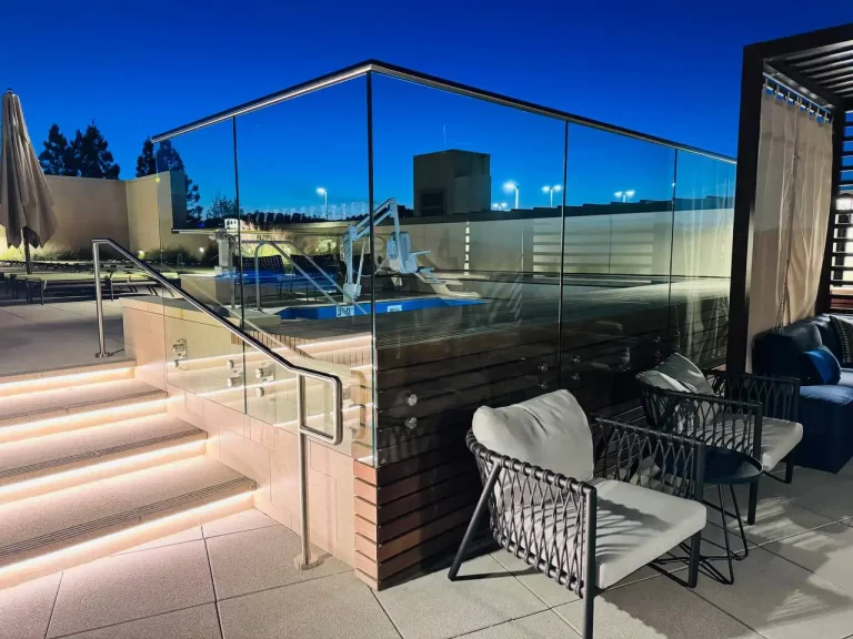 Glass Railing - 108